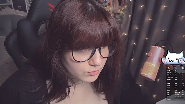 Snapshot of Diasporaaa chatting on January 2025 08:59:01 PM Diasporaaa online show from January 2025 08:59:01 PM