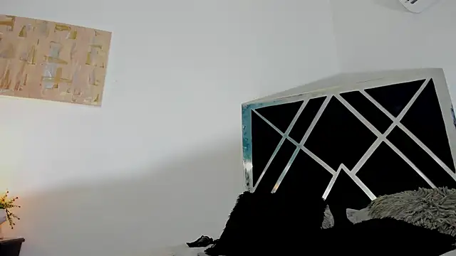 anahidolls online show from February 2025 08:15:01 PM