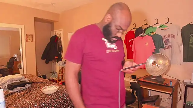 MrChuckDailyXXX online show from December 2025 06:30:02 AM