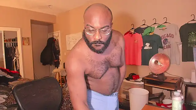 MrChuckDailyXXX online show from January 2026 05:35:01 AM