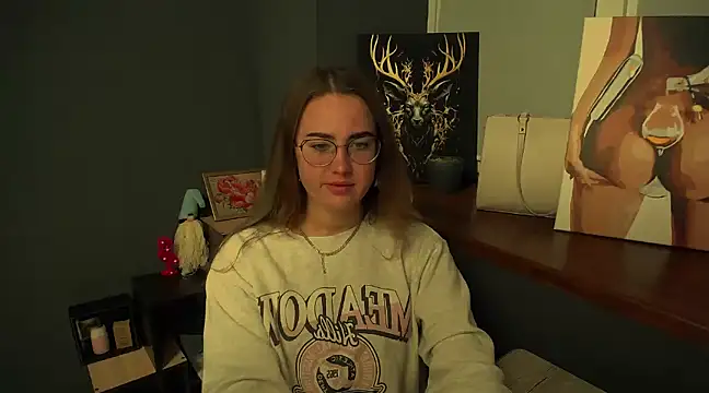 Snapshot of luxie_milady chatting on December 2024 02:33:01 PM luxie milady online show from December 2024 02:33:01 PM