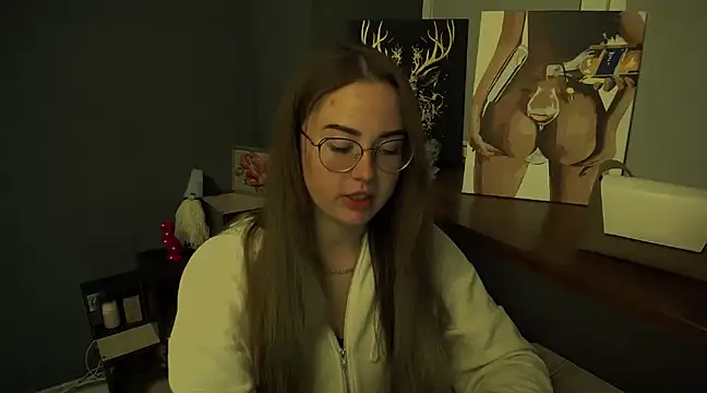 Snapshot of luxie_milady chatting on February 2025 01:19:01 PM luxie milady online show from February 2025 01:19:01 PM