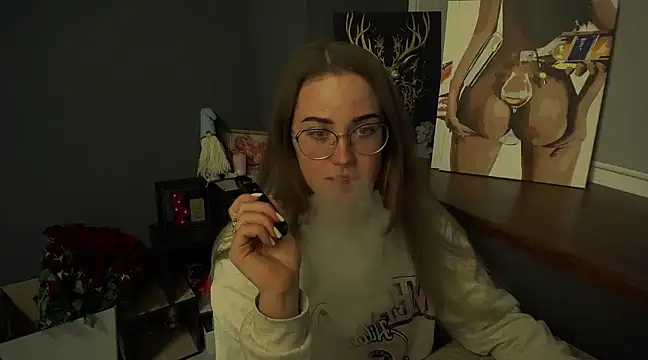 Snapshot of luxie_milady chatting on February 2025 01:39:02 PM luxie milady online show from February 2025 01:39:02 PM