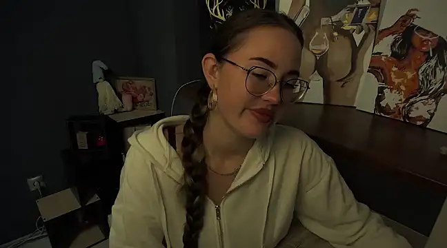 Snapshot of luxie_milady chatting on March 2025 04:45:01 PM luxie milady online show from March 2025 04:45:01 PM