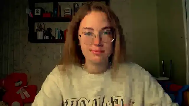 Snapshot of luxie_milady chatting on October 2025 03:54:01 PM luxie milady online show from October 2025 03:54:01 PM