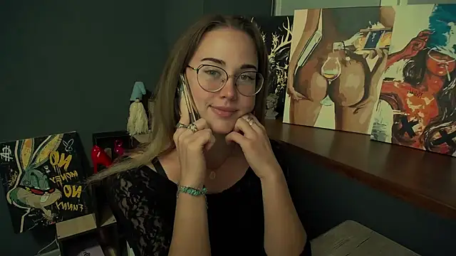 Snapshot of luxie_milady chatting on October 2025 02:17:02 PM luxie milady online show from October 2025 02:17:02 PM