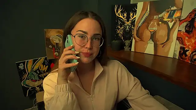 luxie milady online show from April 2026 01:14:01 PM