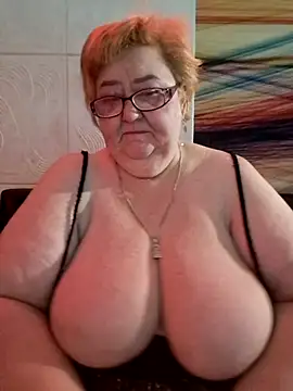 Snapshot of Awn290668 chatting on January 2025 04:12:01 AM Awn290668 online show from January 2025 04:12:01 AM