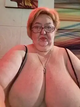 Snapshot of Awn290668 chatting on January 2025 01:47:02 PM Awn290668 online show from January 2025 01:47:02 PM