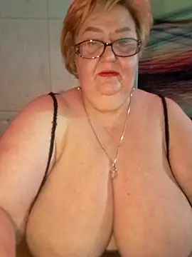 Snapshot of Awn290668 chatting on January 2025 12:33:01 AM Awn290668 online show from January 2025 12:33:01 AM