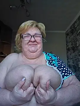 Snapshot of Awn290668 chatting on February 2025 06:51:01 AM Awn290668 online show from February 2025 06:51:01 AM