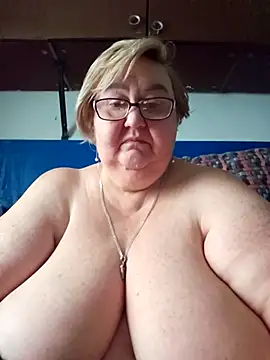 Snapshot of Awn290668 chatting on September 2025 05:08:01 AM Awn290668 online show from September 2025 05:08:01 AM