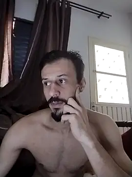 LopeseLua online show from November 2025 03:23:01 PM