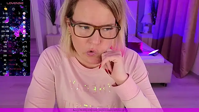 EVAshinyGIRL online show from January 2025 11:39:02 AM