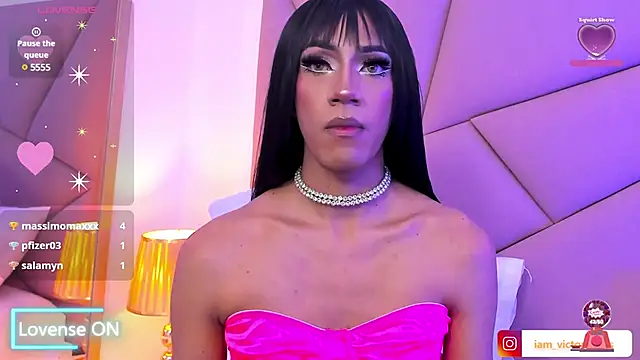 Snapshot of VictoriaRoss1 chatting on February 2025 12:25:01 AM VictoriaRoss1 online show from February 2025 12:25:01 AM