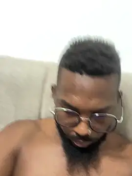 Snapshot of Destrozador415 chatting on February 2025 03:34:02 AM Destrozador415 online show from February 2025 03:34:02 AM