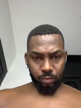 Snapshot of Destrozador415 chatting on January 2026 02:13:01 AM Destrozador415 online show from January 2026 02:13:01 AM