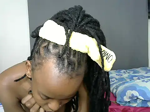 pretty betty online show from March 2025 07:37:02 PM