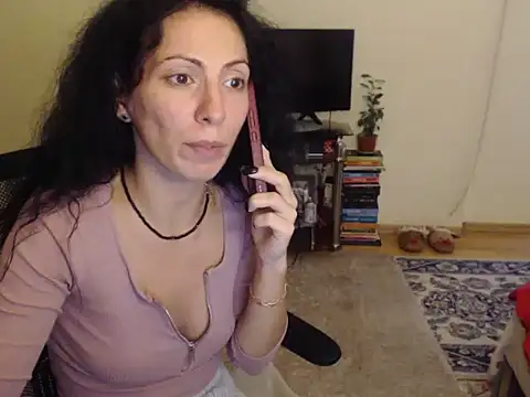 Emmatoo online show from October 2025 02:51:02 PM