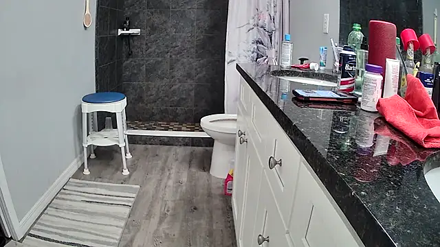 Snapshot of lou63ponce chatting on September 2025 09:15:02 PM lou63ponce online show from September 2025 09:15:02 PM