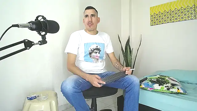 jayydenandjacob online show from January 2025 07:28:01 PM