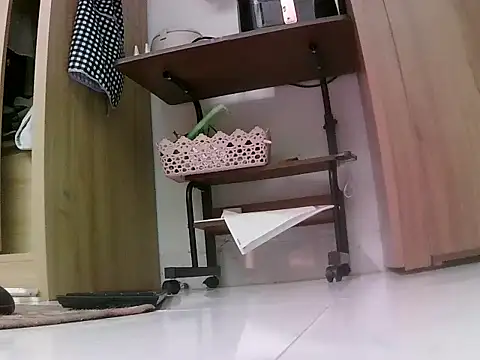 -SingleMom- online show from October 2025 05:11:01 PM