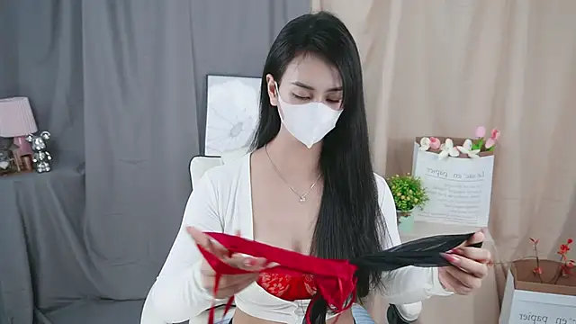 Snapshot of -----Sue----- chatting on January 2026 02:35:02 AM -----Sue----- online show from January 2026 02:35:02 AM