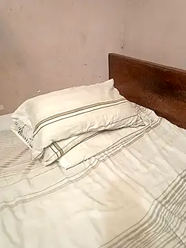 Snapshot of Shaali_Ang chatting on November 2025 12:24:01 AM Shaali Ang online show from November 2025 12:24:01 AM