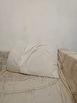 Snapshot of Shaali_Ang chatting on June 2026 01:09:01 AM Shaali Ang online show from June 2026 01:09:01 AM