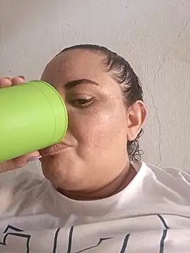 tetasgrandes karol online show from April 2026 07:22:01 PM