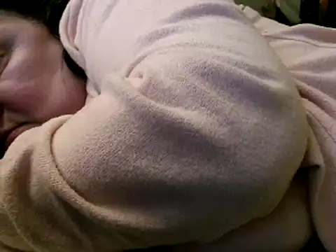 WHITEDAROSE online show from February 2025 11:04:01 AM