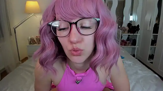 KateRedgar online show from March 2025 07:35:01 PM