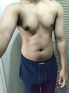 hottboy 39 online show from February 2026 07:37:01 AM