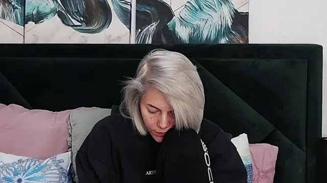 tanyagrey online show from March 2026 07:15:01 AM