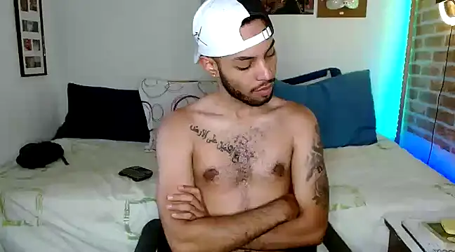 Snapshot of colinbrown chatting on February 2025 05:49:02 PM colinbrown online show from February 2025 05:49:02 PM