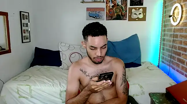 Snapshot of colinbrown chatting on February 2025 03:19:01 PM colinbrown online show from February 2025 03:19:01 PM
