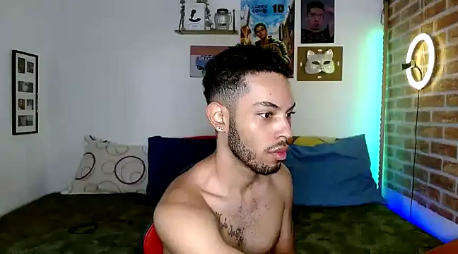 Snapshot of colinbrown chatting on March 2025 01:10:02 PM colinbrown online show from March 2025 01:10:02 PM