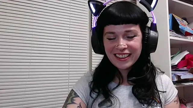 Snapshot of Marcelinegoddess chatting on February 2025 05:53:01 AM Marcelinegoddess online show from February 2025 05:53:01 AM