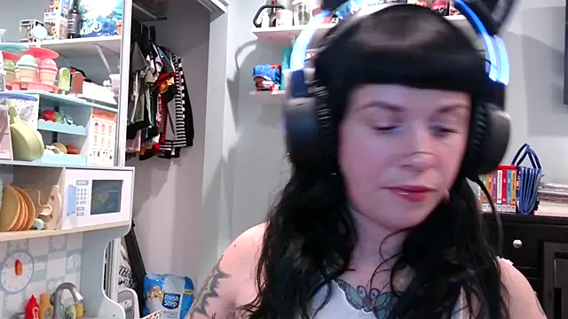 Snapshot of Marcelinegoddess chatting on February 2025 04:16:02 AM Marcelinegoddess online show from February 2025 04:16:02 AM