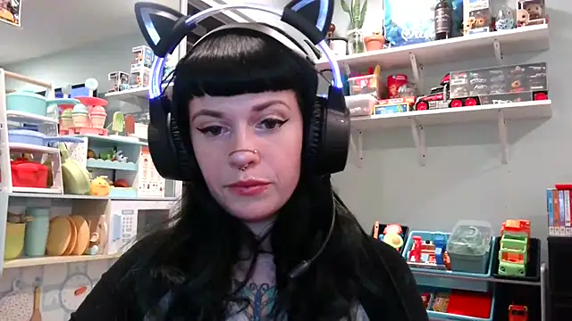 Snapshot of Marcelinegoddess chatting on February 2025 03:33:01 AM Marcelinegoddess online show from February 2025 03:33:01 AM