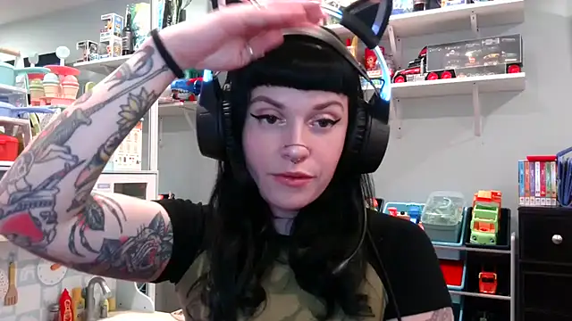 Snapshot of Marcelinegoddess chatting on February 2025 05:19:02 AM Marcelinegoddess online show from February 2025 05:19:02 AM