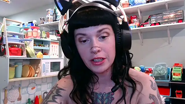 Snapshot of Marcelinegoddess chatting on February 2025 04:16:02 AM Marcelinegoddess online show from February 2025 04:16:02 AM