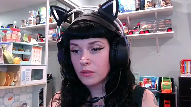 Snapshot of Marcelinegoddess chatting on February 2025 04:21:02 AM Marcelinegoddess online show from February 2025 04:21:02 AM