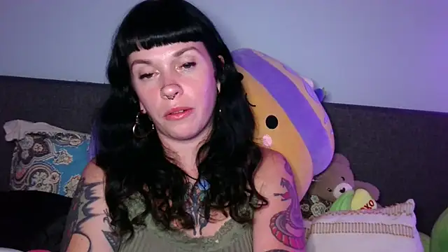 Snapshot of Marcelinegoddess chatting on September 2025 04:03:01 AM Marcelinegoddess online show from September 2025 04:03:01 AM