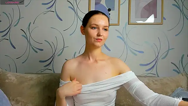 Snapshot of Agatha_weiss chatting on July 2026 07:29:02 PM Agatha weiss online show from July 2026 07:29:02 PM