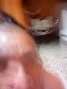 miicheele32 online show from September 2025 11:33:01 AM