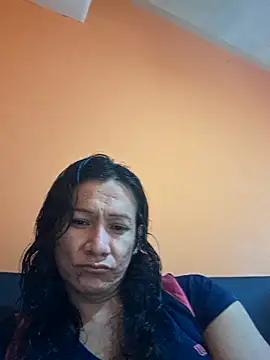 miicheele32 online show from November 2025 08:05:01 PM