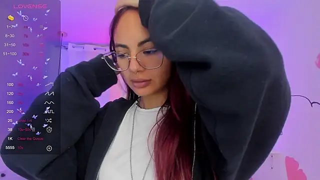 Snapshot of sophiecherry_ chatting on January 2025 10:07:02 PM sophiecherry online show from January 2025 10:07:02 PM