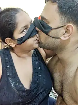 IND COUPLE1 online show from March 2025 05:39:02 PM