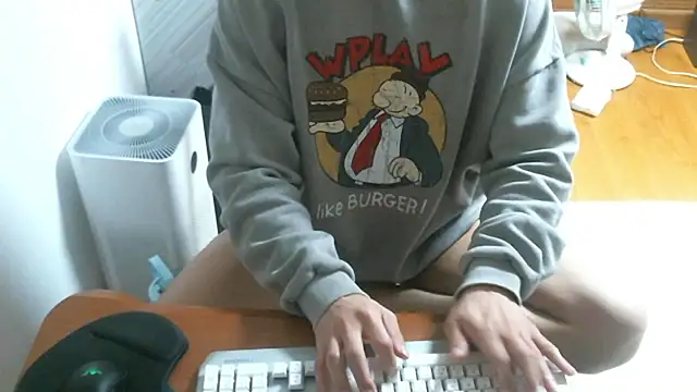 Snapshot of Stellan_0412 chatting on February 2026 06:22:01 AM Stellan 0412 online show from February 2026 06:22:01 AM